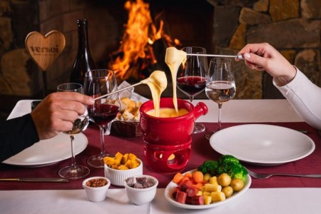 Versoi Fondue & Restaurant