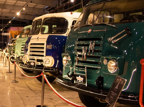 American Old Trucks - Museu do Caminhão - Foto 2 de 1