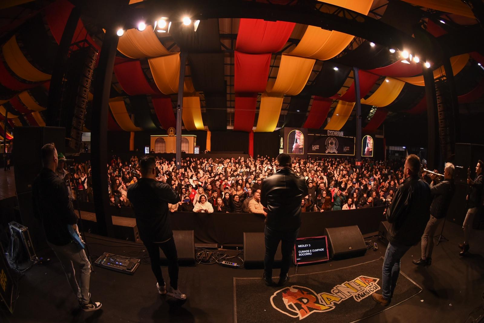 Oktoberfest Gramado 2026: ingressos, shows e programação